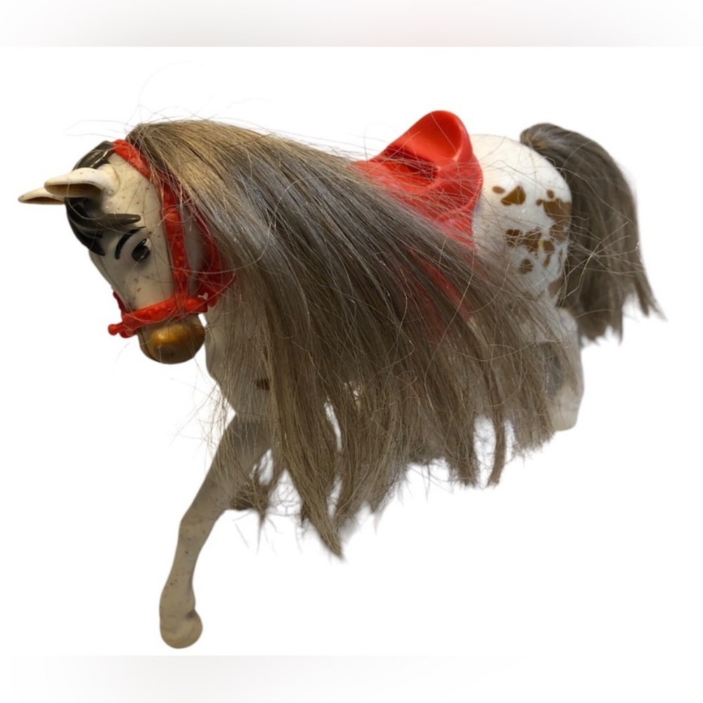 DREAMWORKS- SPIRIT RIDING FREE- Solana Luna Horse with Red Saddle & Blonde Mane